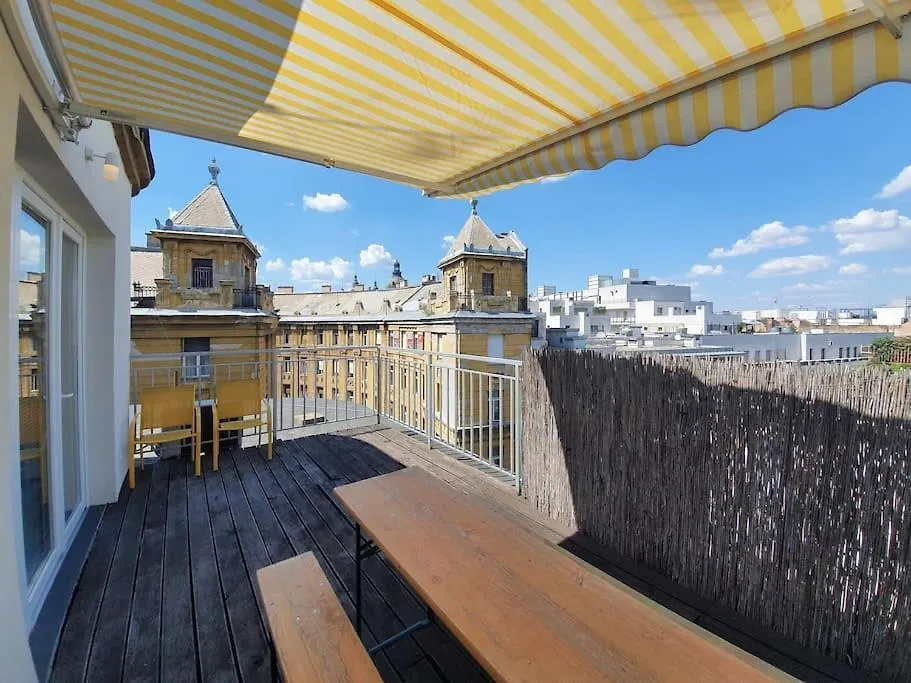 Apartamento Beauty On The Rooftop With Ac And Rooftop Terrace Budapest Hungría