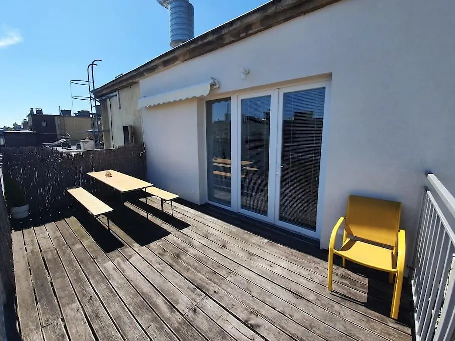 Beauty On The Rooftop With Ac And Rooftop Terrace Budapest Apartamento